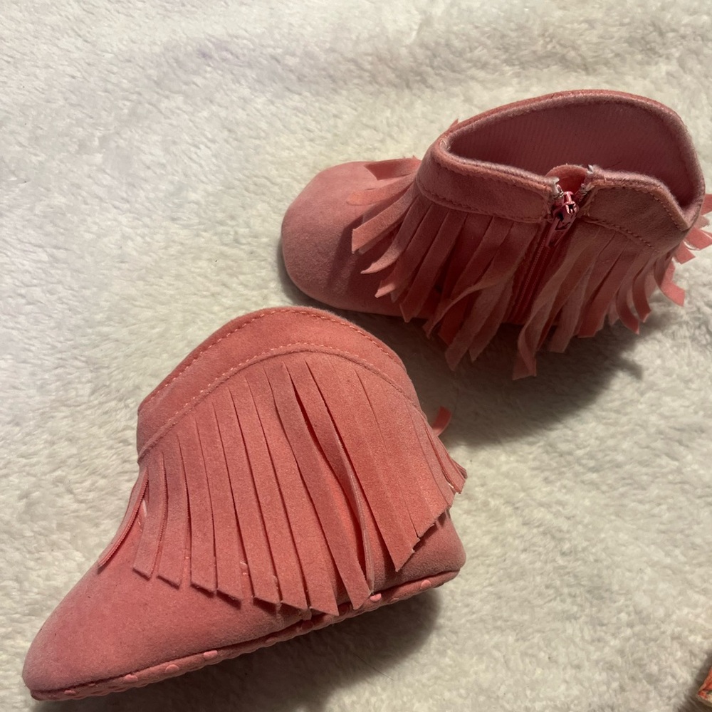 Pink Baby Cowgirl boots size 2